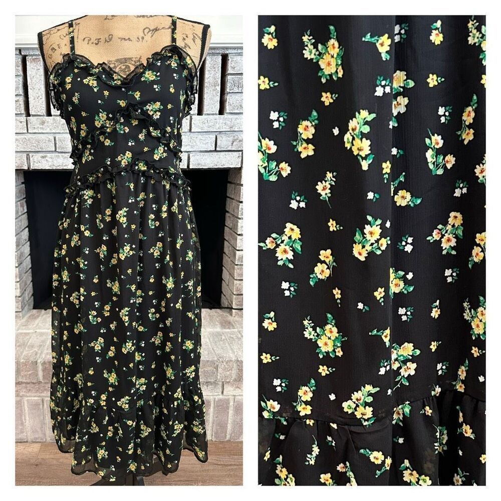NWT No Boundaries Cottage Core Floral‎ Midi dress Medium Peasant Ruffled Tiered